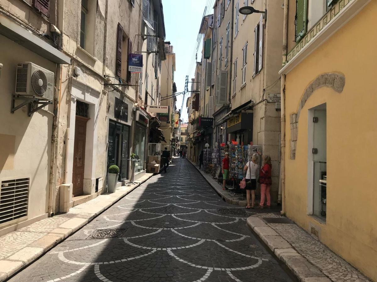 Apartamento Sleep In Antibes City Center Exterior foto